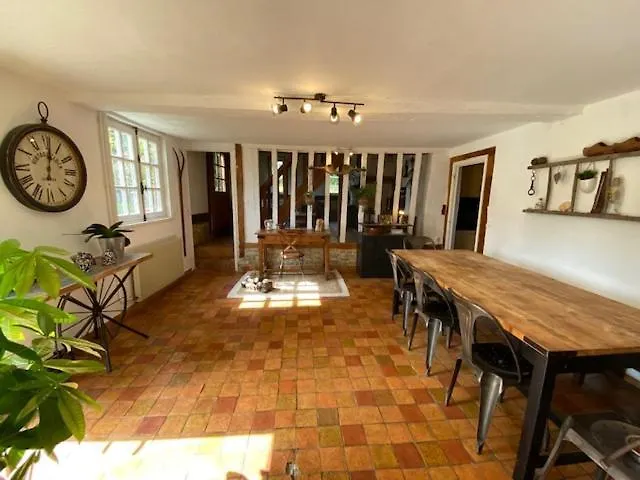 بيت للعطل Des Trevignes *